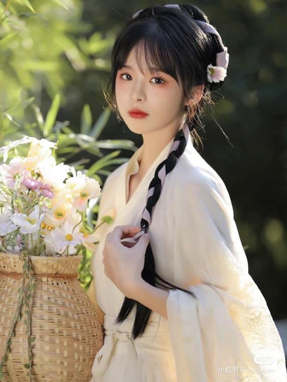 Chương 1:Mẹ chồng khuyên tôi nhận nuôi 1 bé gái