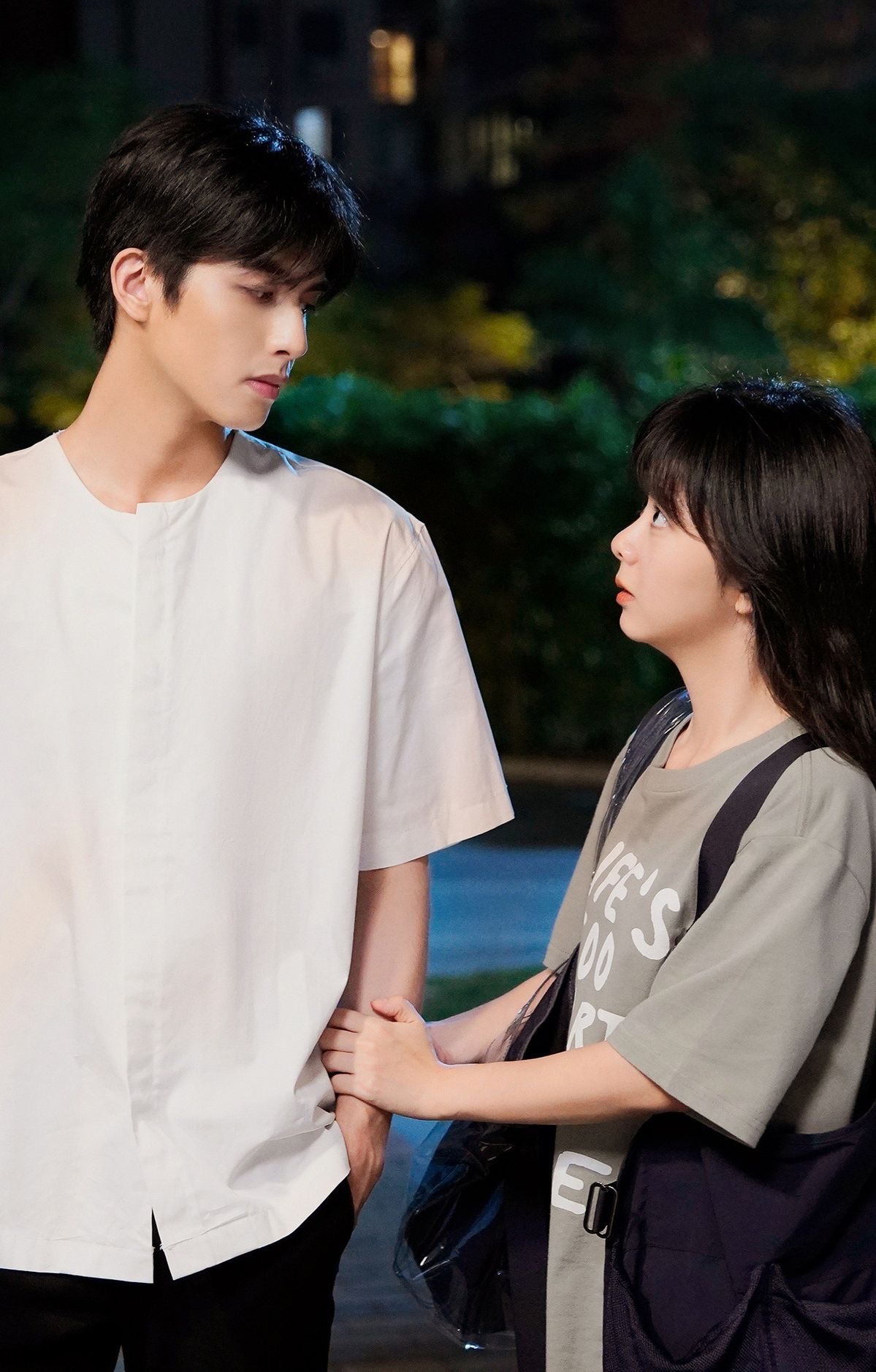 Tôi Thấy Chồng Tôi Khóc Lớn Tại Lễ Độc Thân