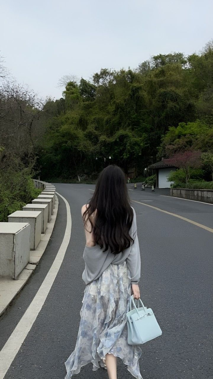 Khi Bóng Tối Tan Biến Những Ngôi Sao Cuối Cùng Sẽ Toả Sáng