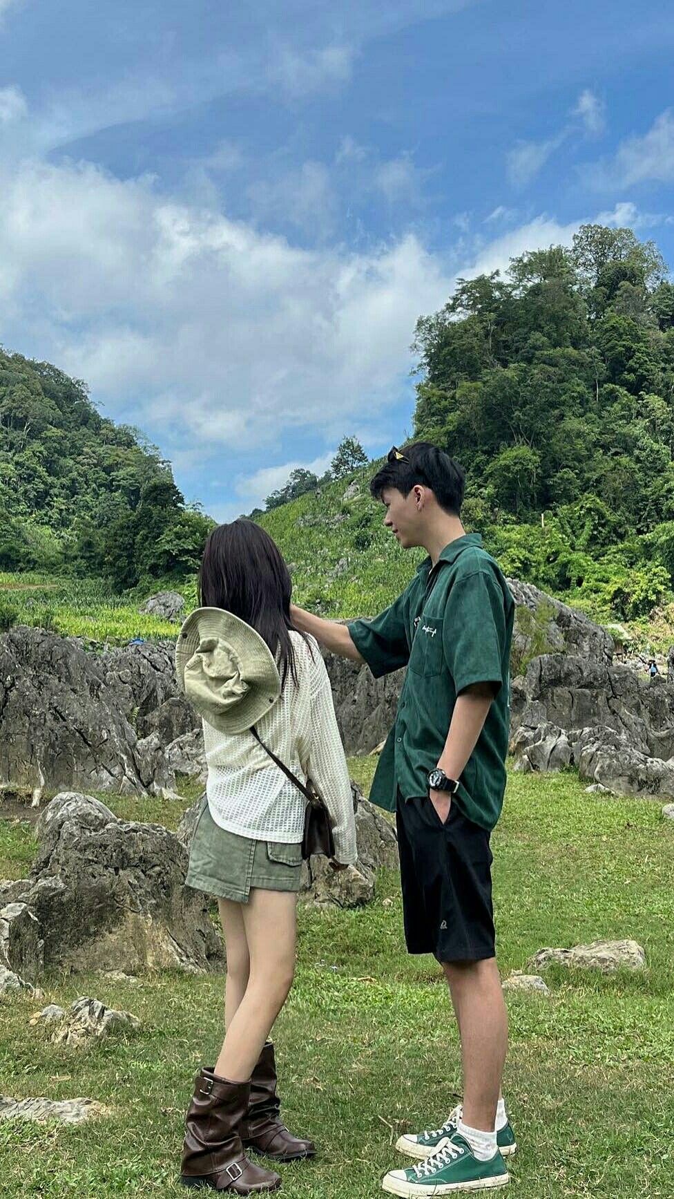 Ngày Cưới Bạch Nguyệt Quang Của Chồng Đưa Cả Gia Đình Tới