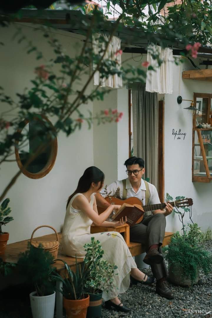 CHỒNG TÔI GIẢ NGHÈO ĐỂ LỪA TÔI