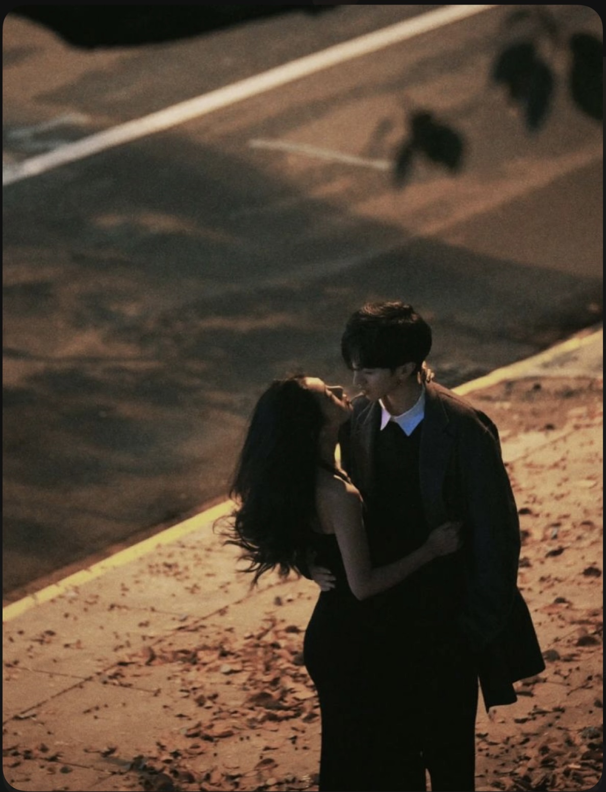 YÊU ĐƯỢC THÌ BUÔNG ĐƯỢC