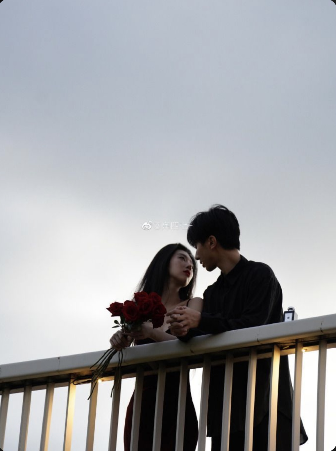 TRÁI TIM SẮT ĐÁ