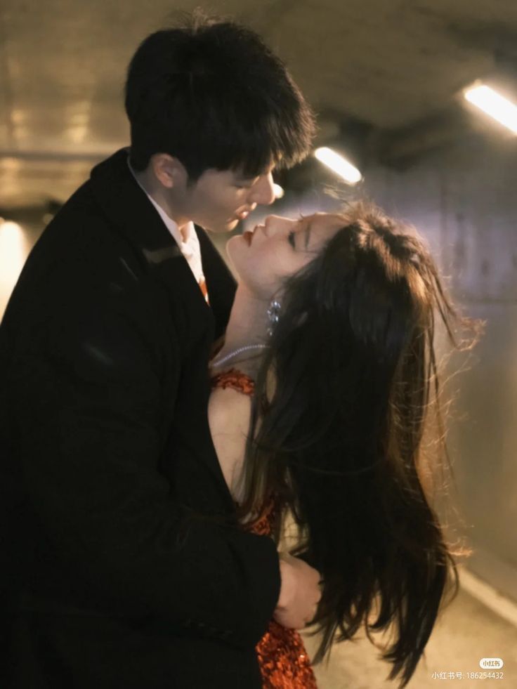 TÔI THAY THẾ CHO BẠCH NGUYỆT QUANG CỦA ÔNG CHỦ