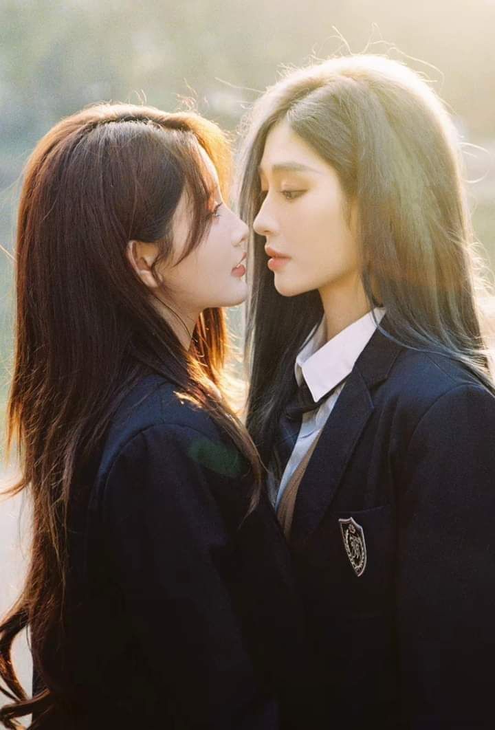 CHỊ GÁI TÔI ĐỘT NHIÊN THAY ĐỔI