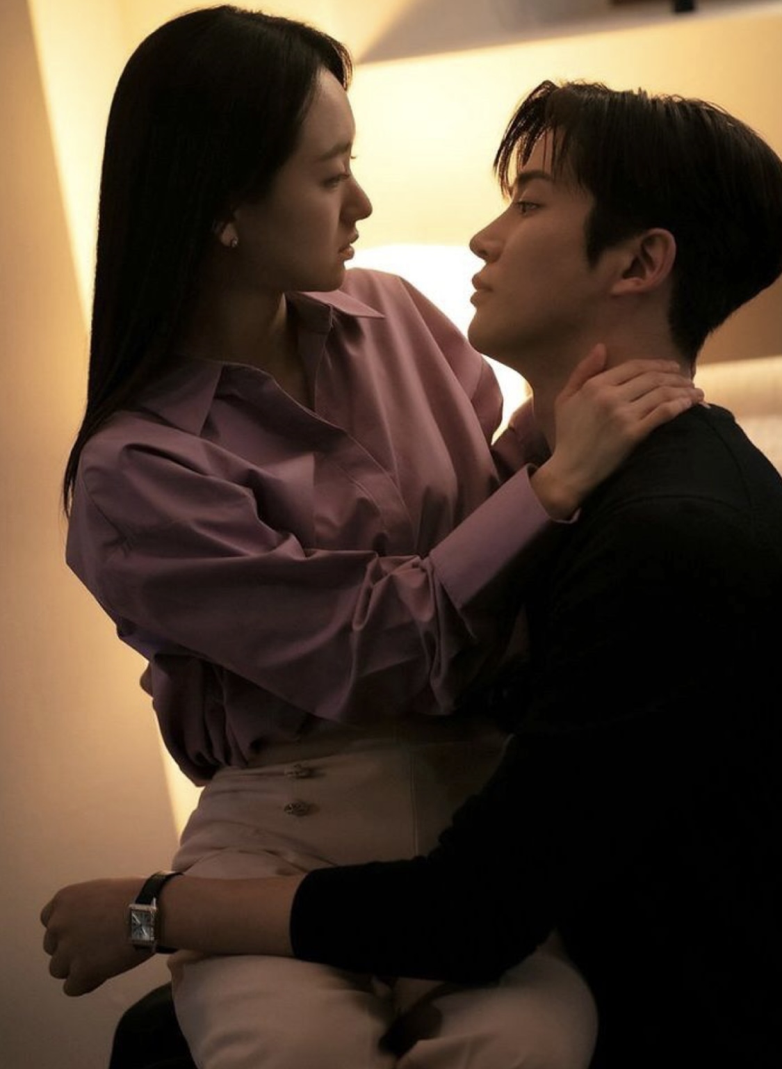 CÁM DỖ NGOẠI TÌNH