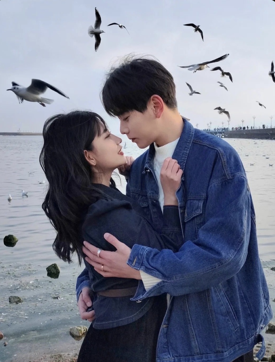 BUÔNG BỎ MỐI TÌNH MƯỜI BỐN NĂM