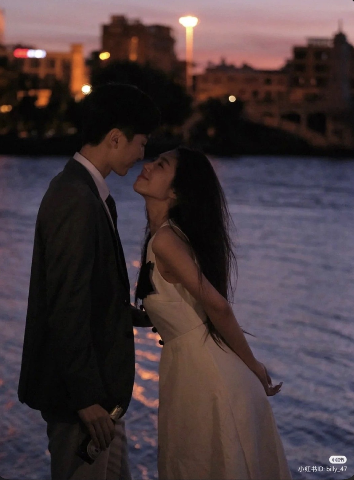 NỮ ĐỒNG NGHIỆP TRÀ XANH