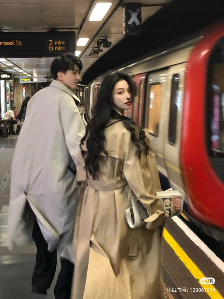 BẠN HỌC GIẢ TẠO