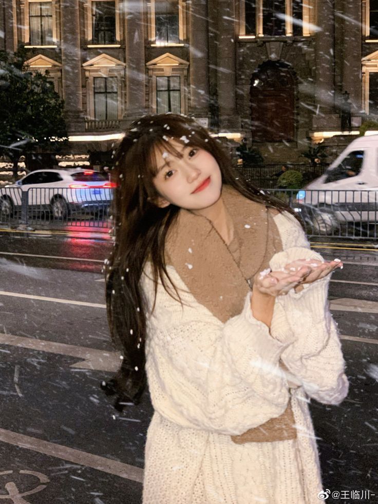 DÌ NHỎ NHƯ MẸ HIỀN