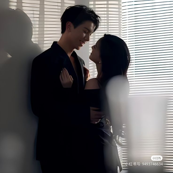 YÊU EM TỪ CÁI NHÌN ĐẦU TIÊN