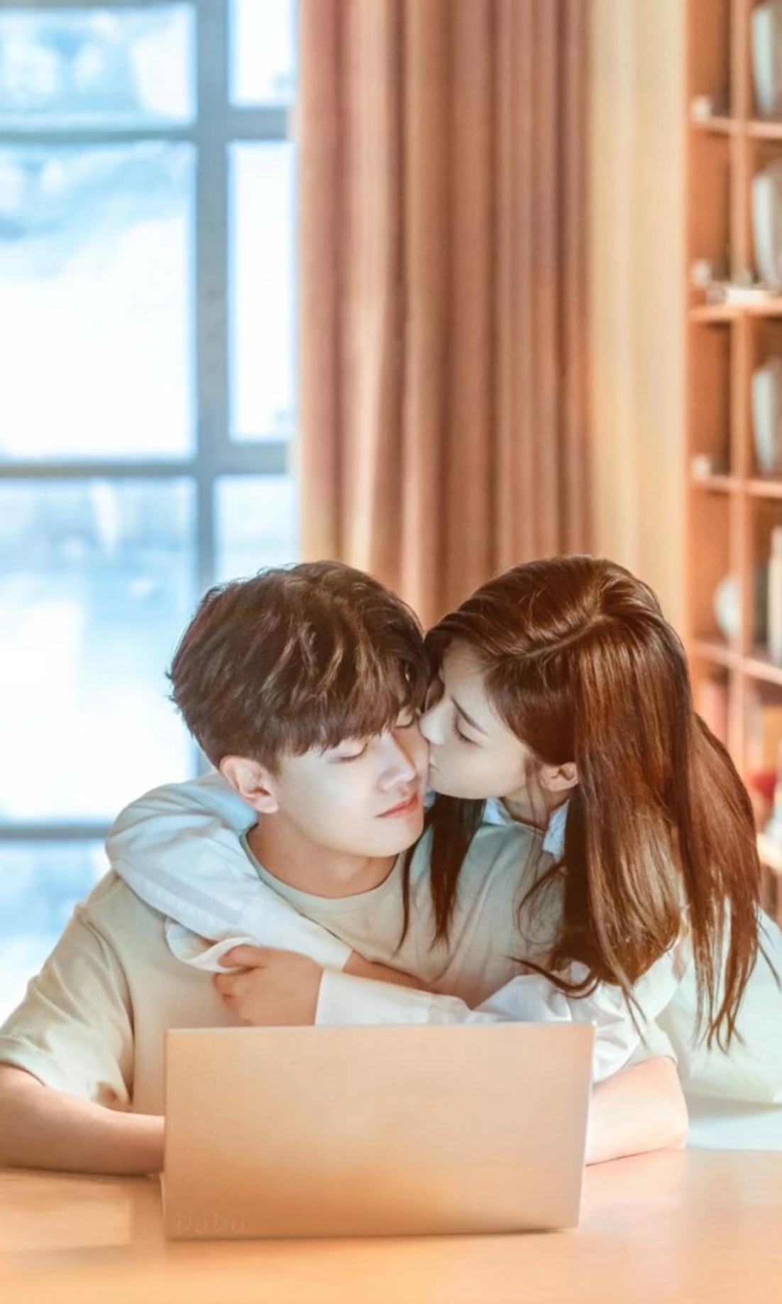 TÌNH YÊU LẦM LỖI