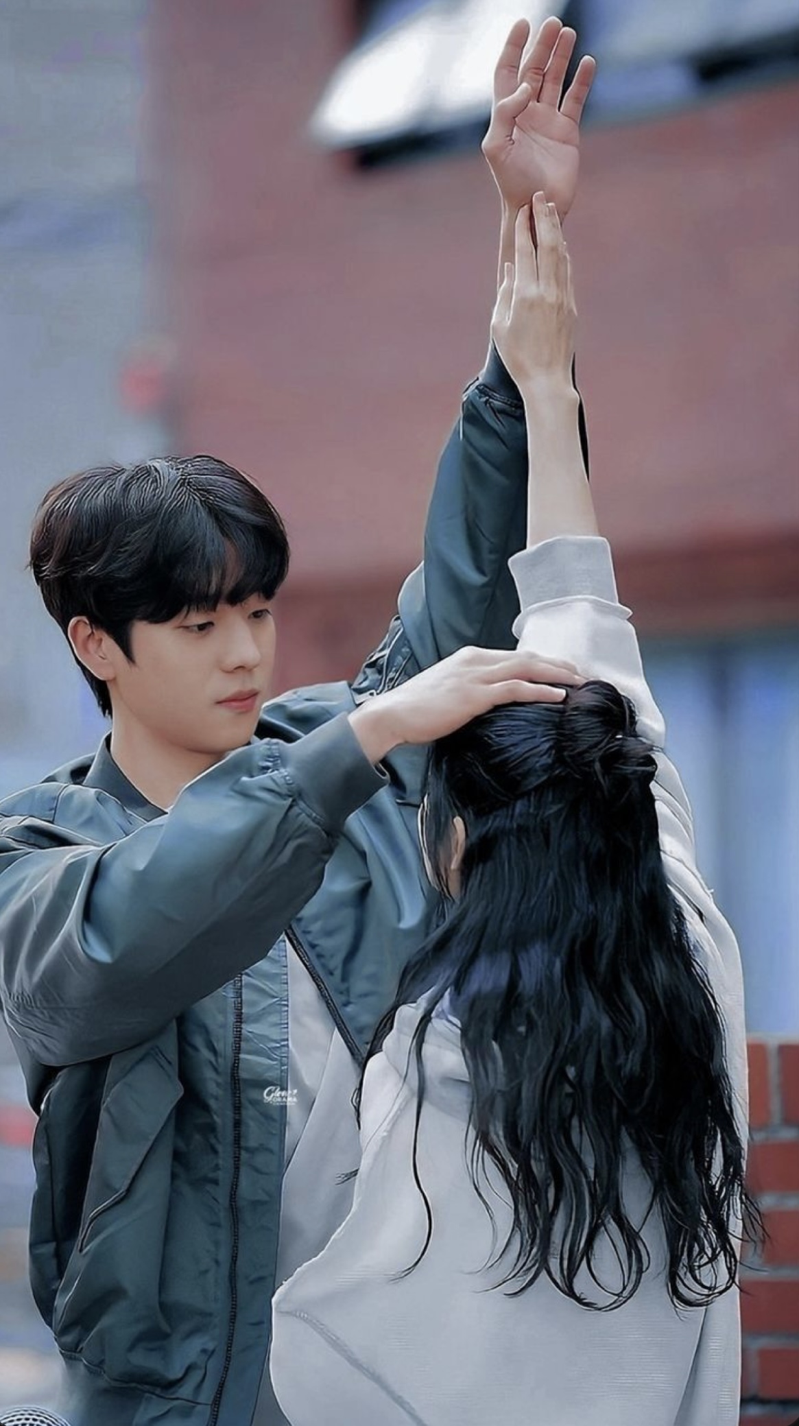 ANH CHƯA TỪNG THƯƠNG TÔI