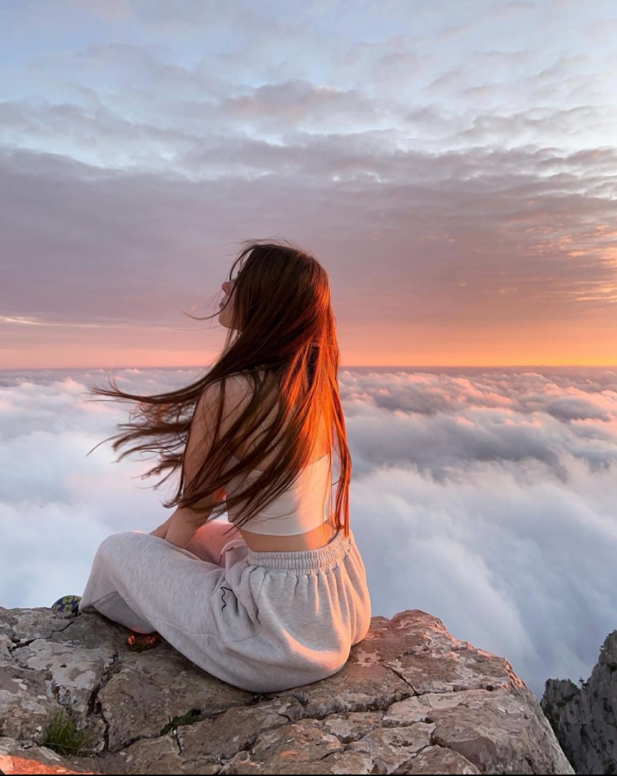 HỐI HẬN TRONG ANH