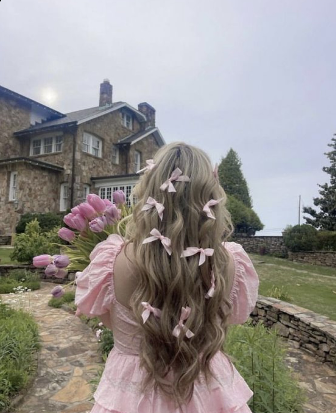 PHẢI LÒNG CHÚ ÚT CỦA BẠN TRAI