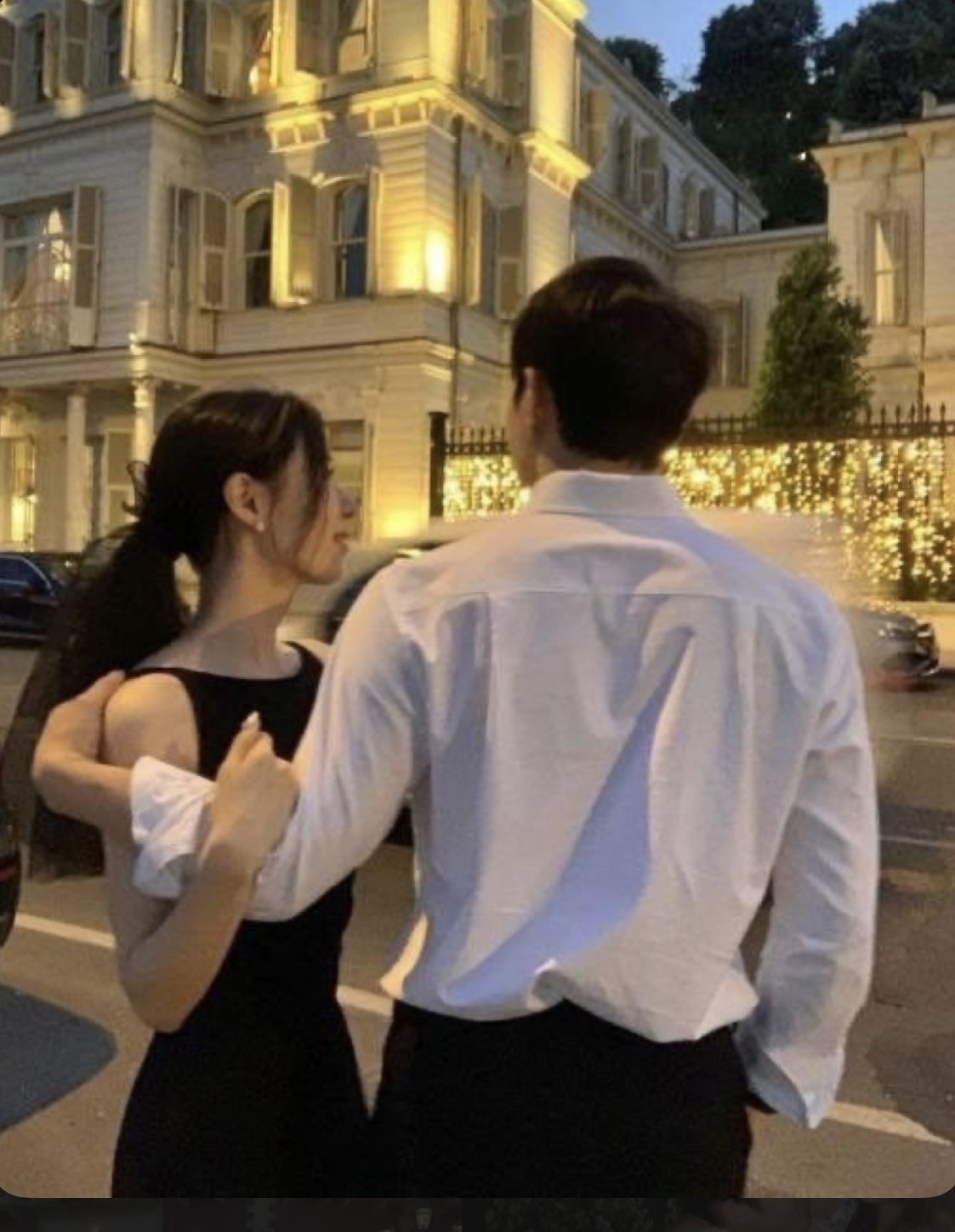 TÌNH YÊU MUỘN MÀNG