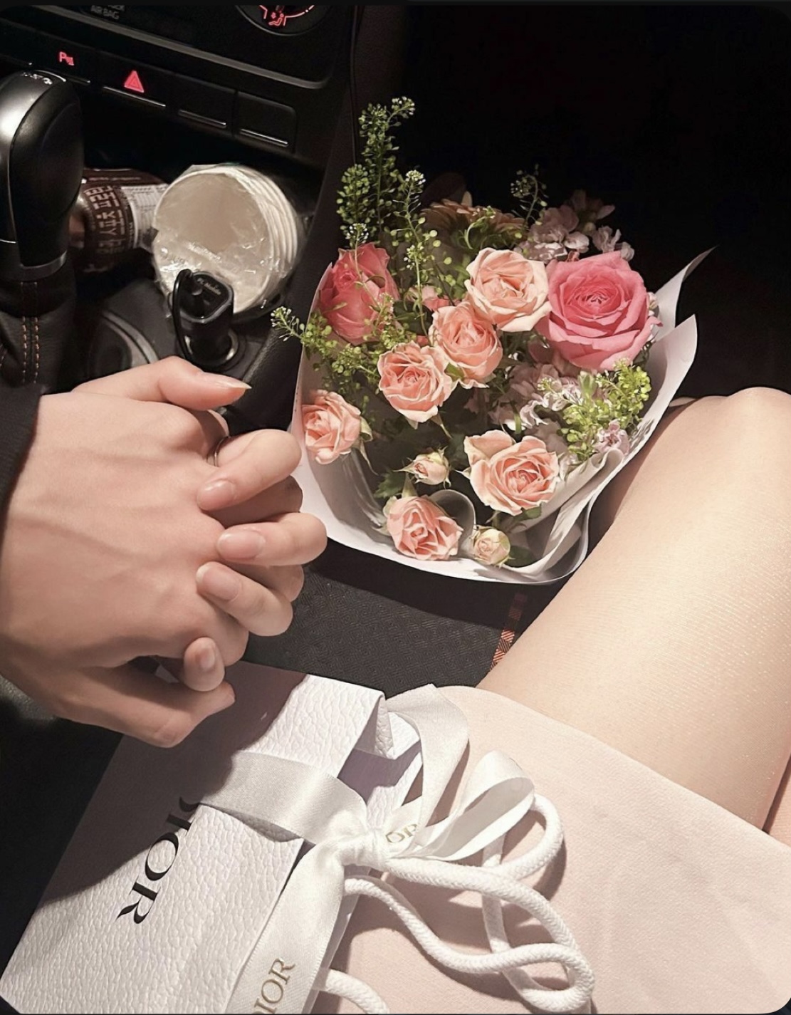 TƯƠNG LAI CỦA EM LÀ ANH