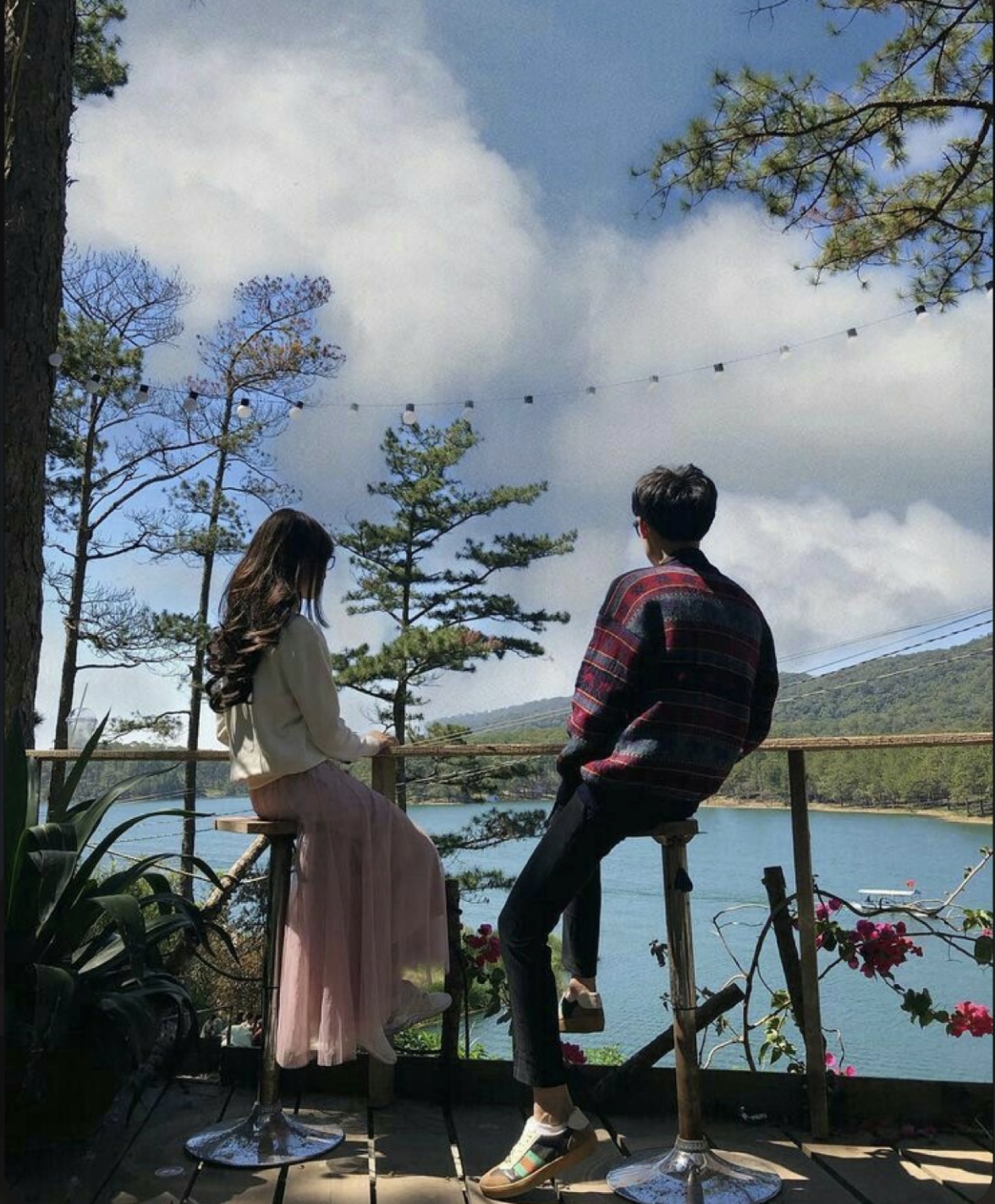 CHỒNG TÔI LUÔN NHỚ NHUNG BẠCH NGUYỆT QUANG