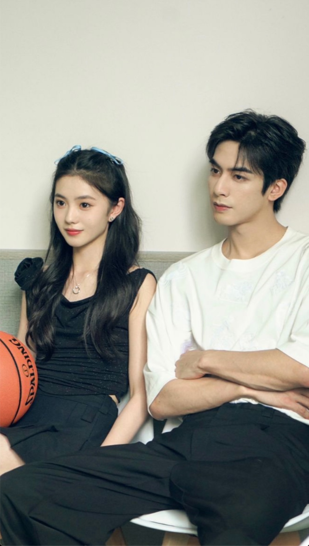 TÌNH CẢM ĐẾN MUỘN CÒN RẺ HƠN CỎ DẠI