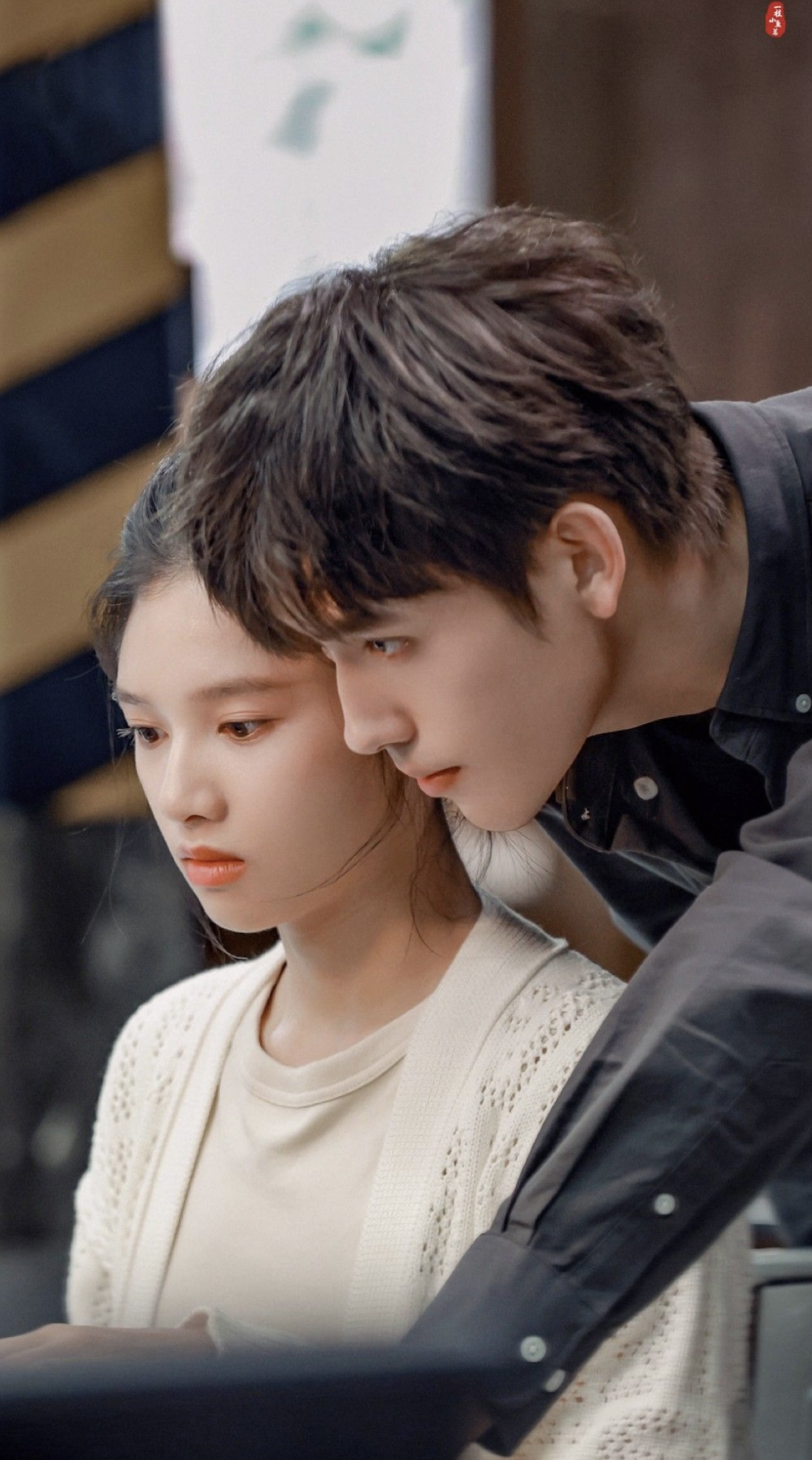 BẠN TRAI GIẢ THÀNH THẬT