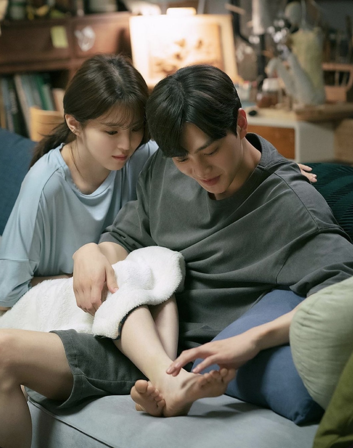 TÌNH YÊU BẮT NGUỒN TỪ CÂY BÚT MÁY