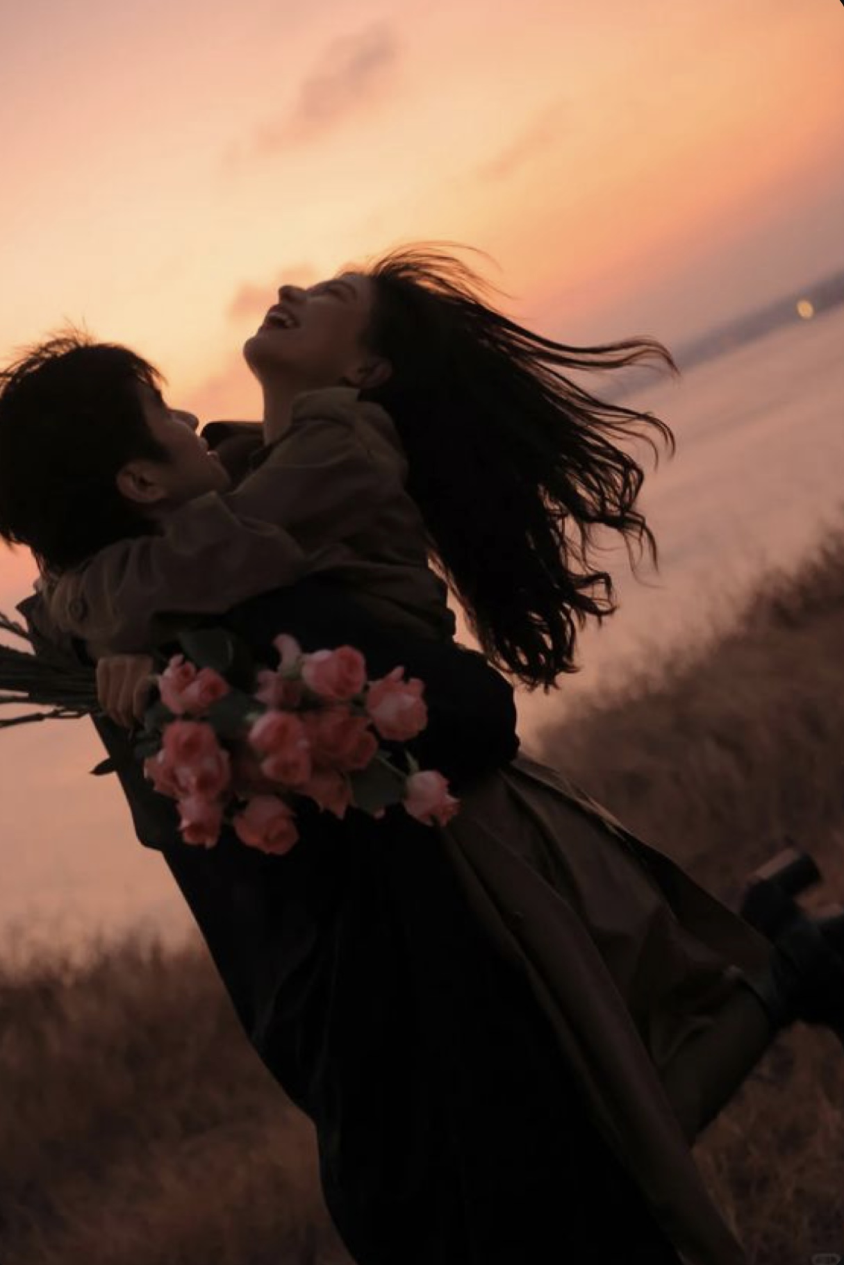 THẾ THÂN CHO BẠCH NGUYỆT QUANG