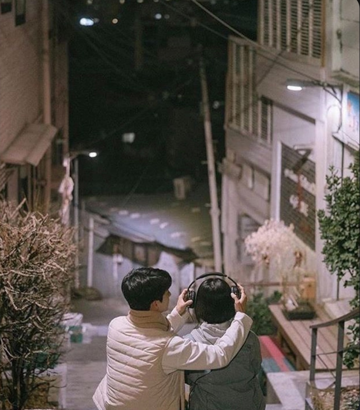 THANH XUÂN LẦM LỠ