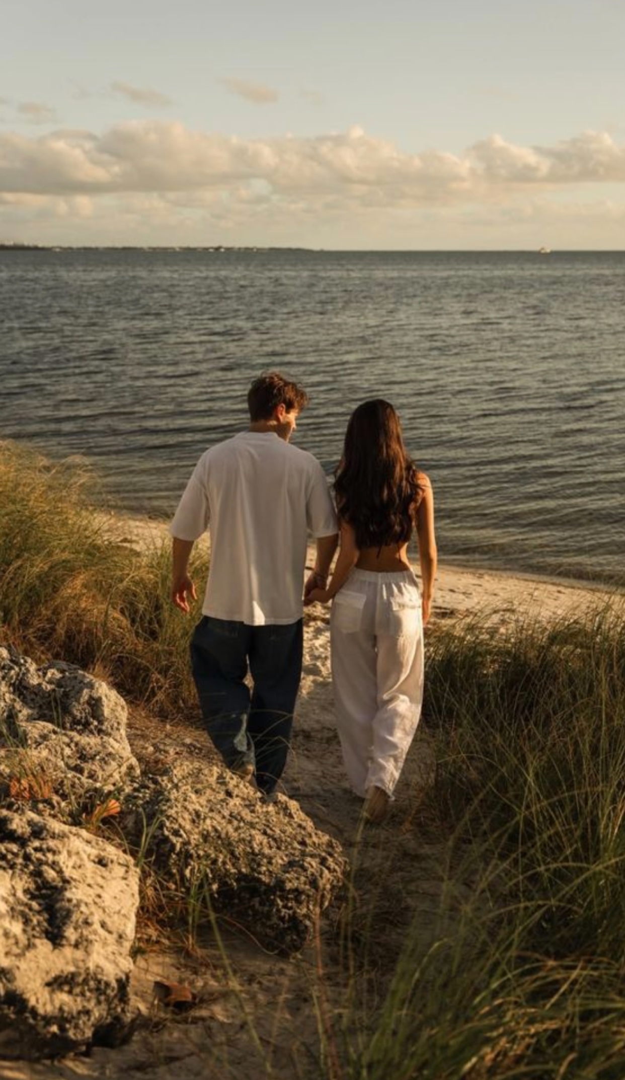 NGƯỜI KHÔNG XỨNG VỚI TÔI LÀ ANH