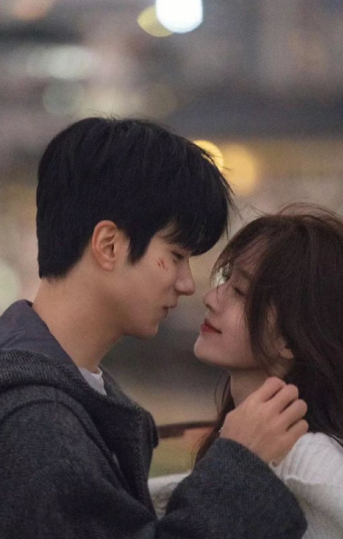 SAU KHI CHẾT TÔI QUAY VỀ TÌM NGƯỜI YÊU CŨ