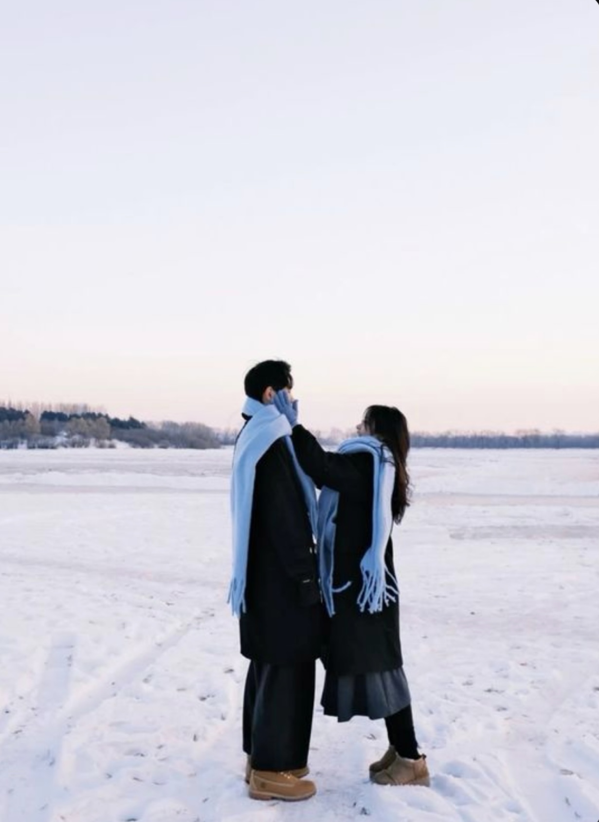 RỜI XA ANH THEO ĐUỔI ĐAM MÊ