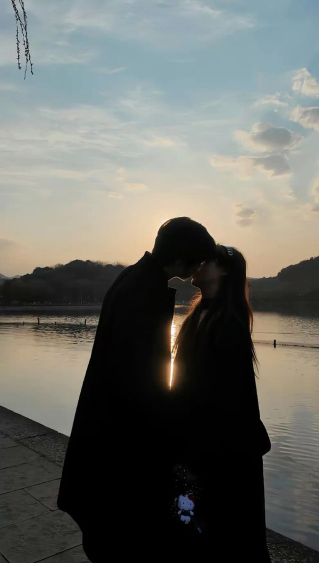 TÔI CHỌN BUÔNG TAY GIANG TRỤC NIÊN