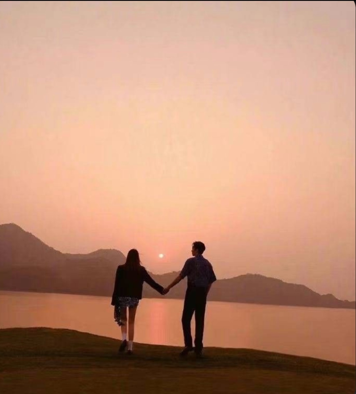 KHI THÂN MẬT CHỒNG NHẮC TÊN NGƯỜI ĐÀN BÀ KHÁC