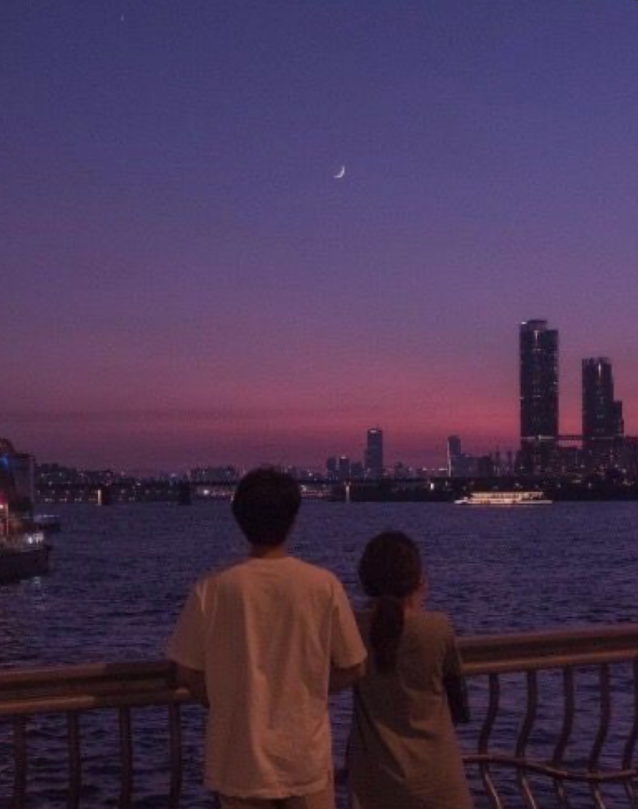 KẾT HÔN BẢY NĂM CHỒNG NGOẠI TÌNH BA LẦN