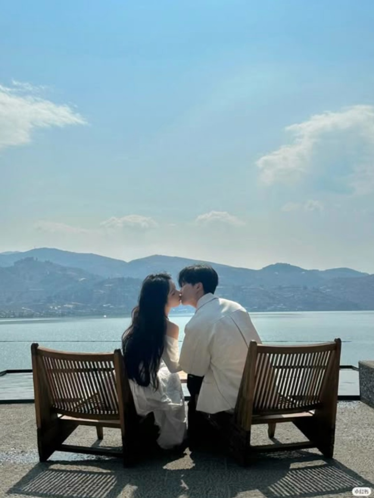 TRONG LÒNG ANH CHỈ CÓ VỢ MÀ THÔI