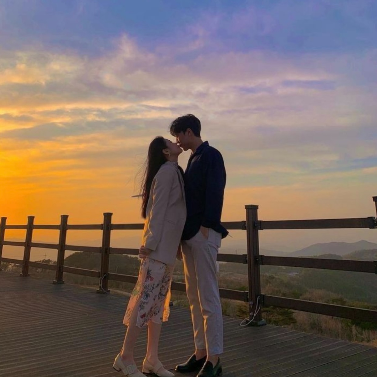 BẠN TRAI TÔI PHẢI LÒNG NỮ MINH TINH KHÁC