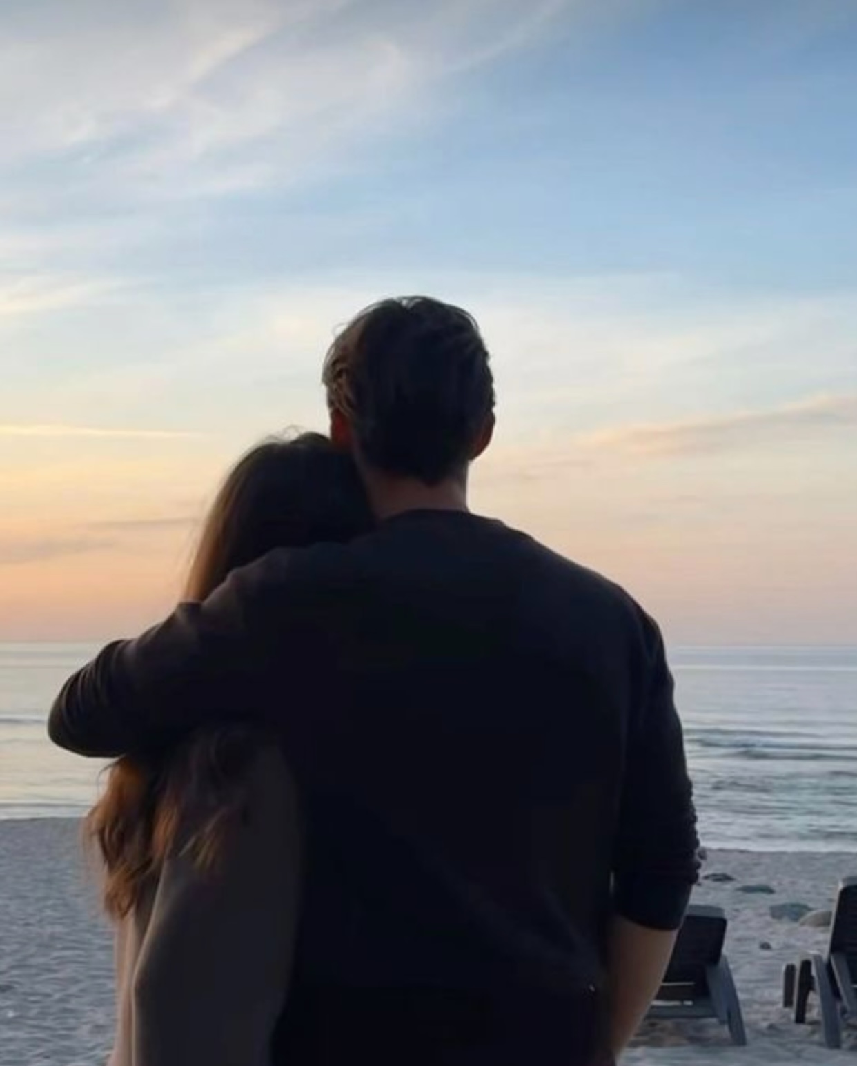 TÔI CHƯA BAO GIỜ HỐI HẬN KHI RỜI XA ANH