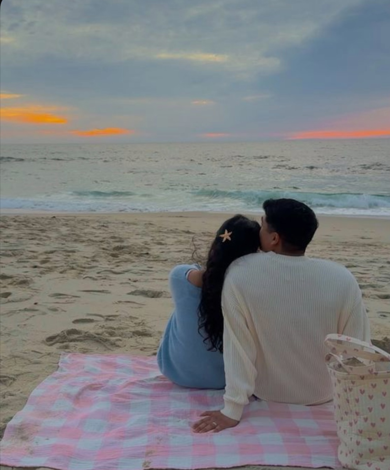 BẠN TRAI PHẢI LÒNG CÔ BẠN THÂN CỦA TÔI