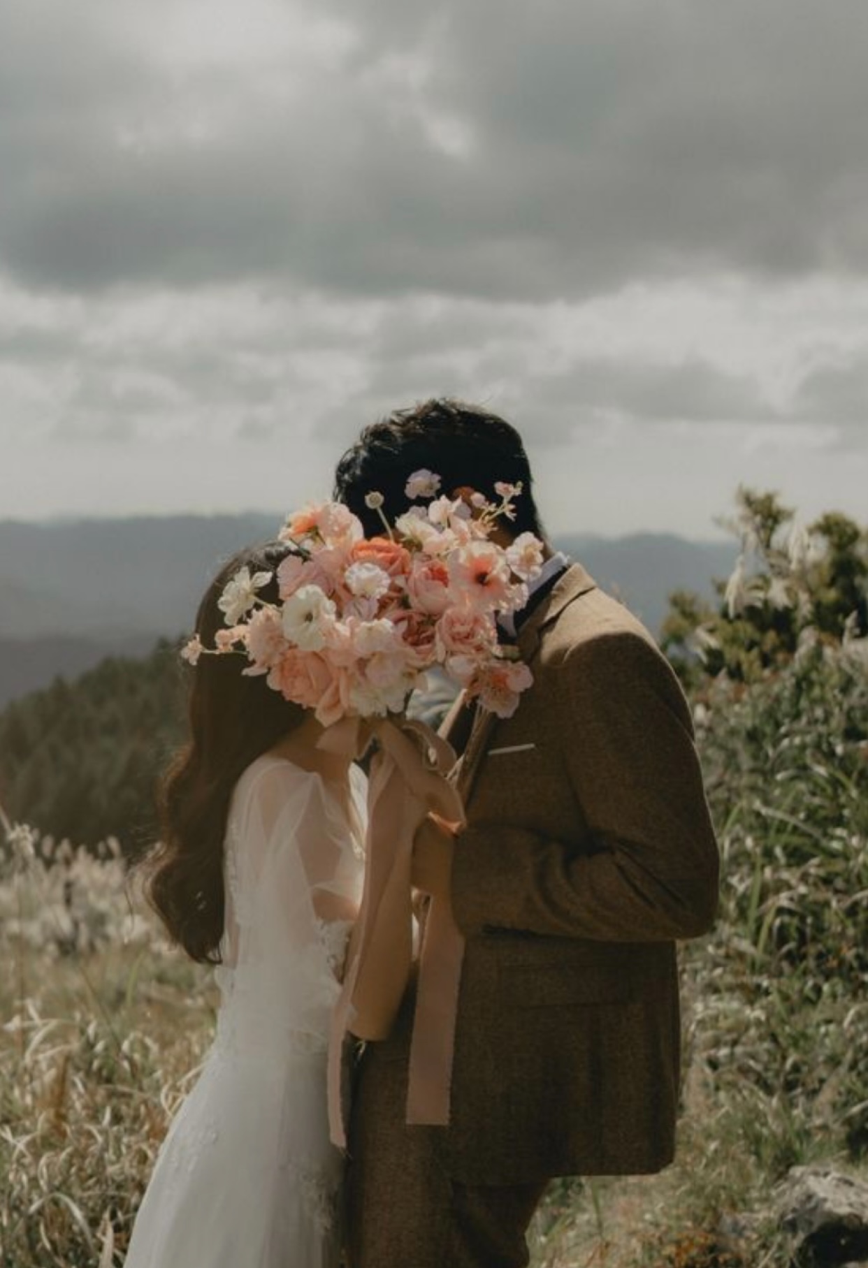 SÁU NĂM CHỜ ĐỢI TÌNH YÊU