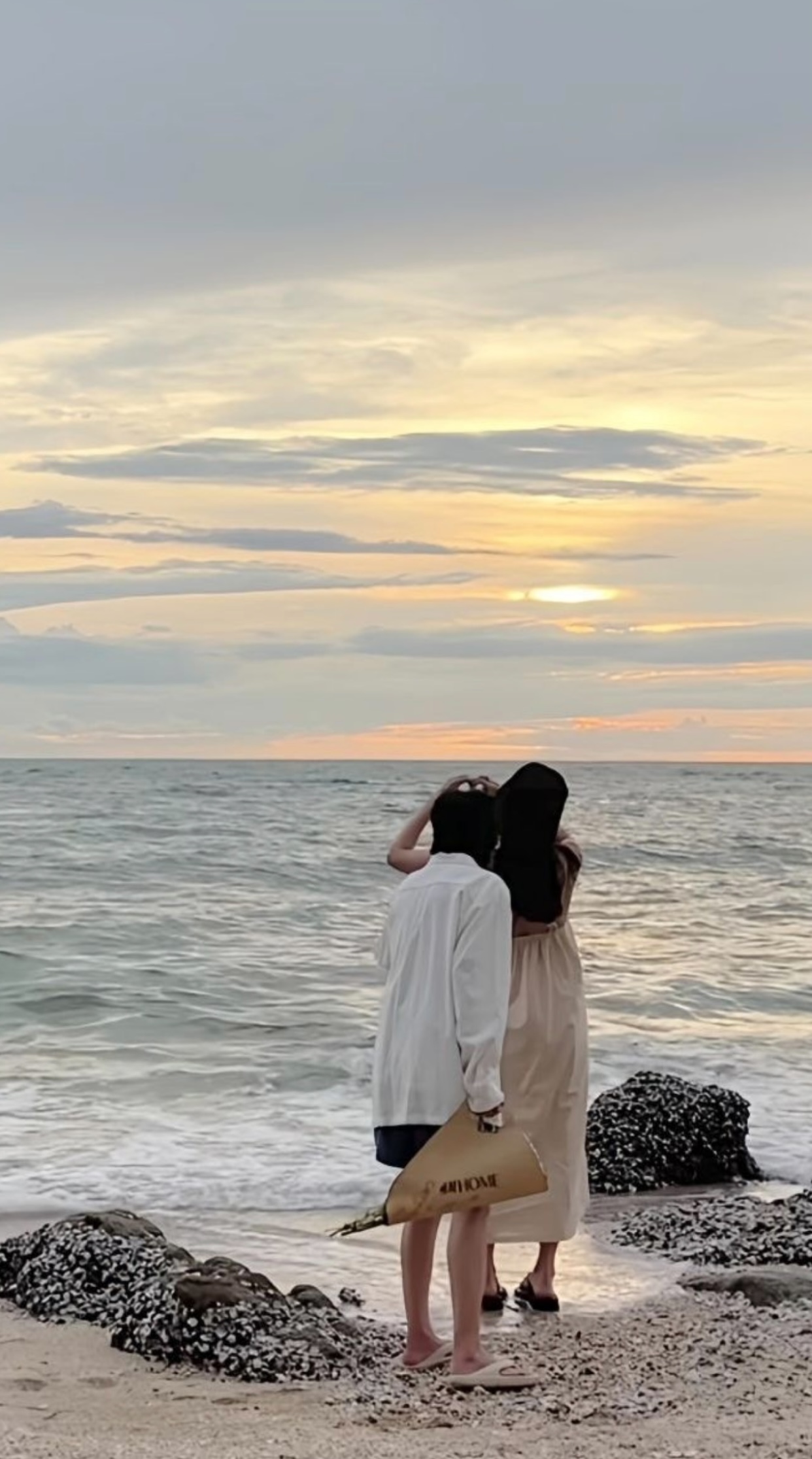 CHỒNG NHỚ NHUNG TÌNH CŨ