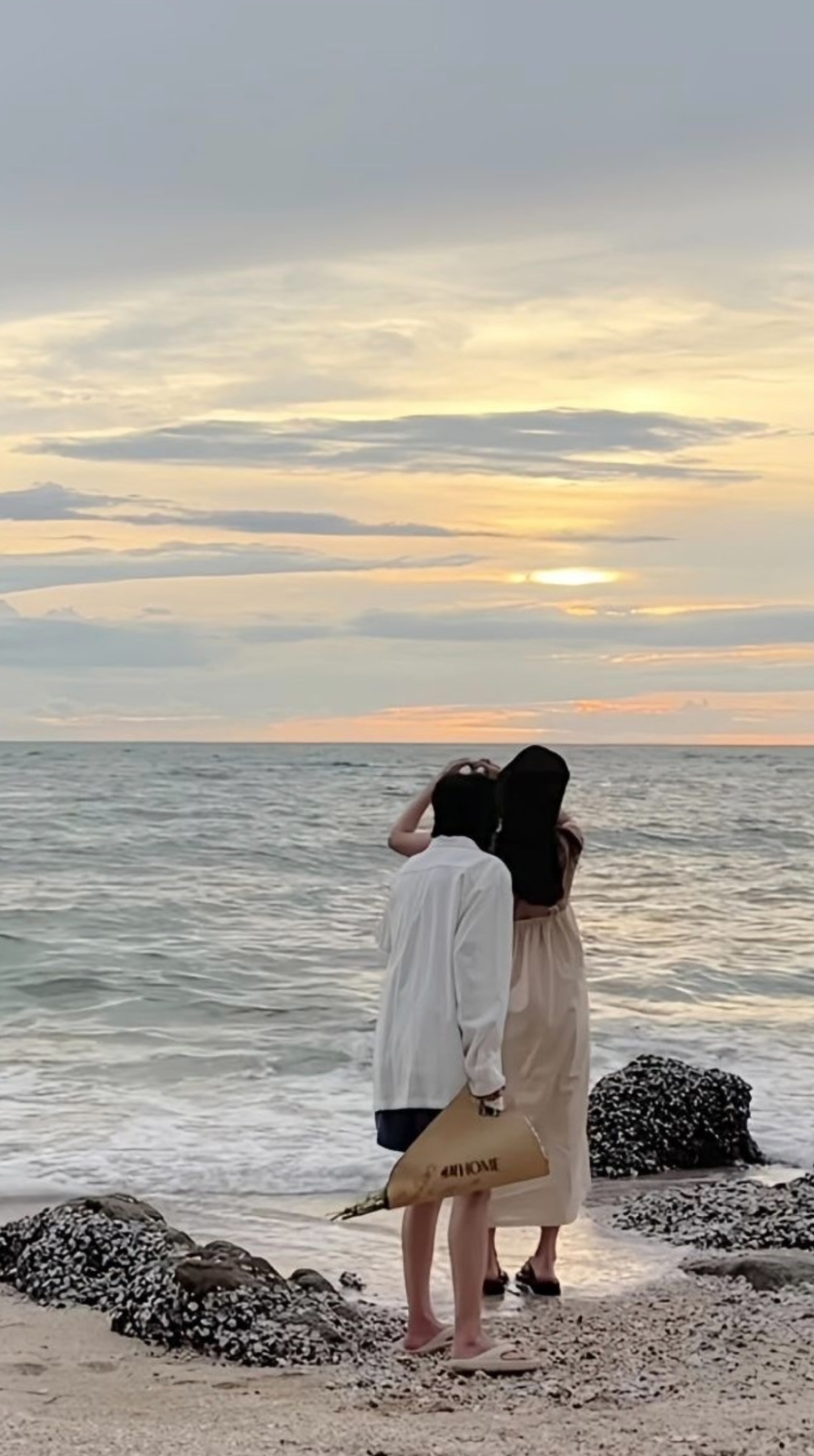 TÌNH YÊU CỦA THẨM HÀ