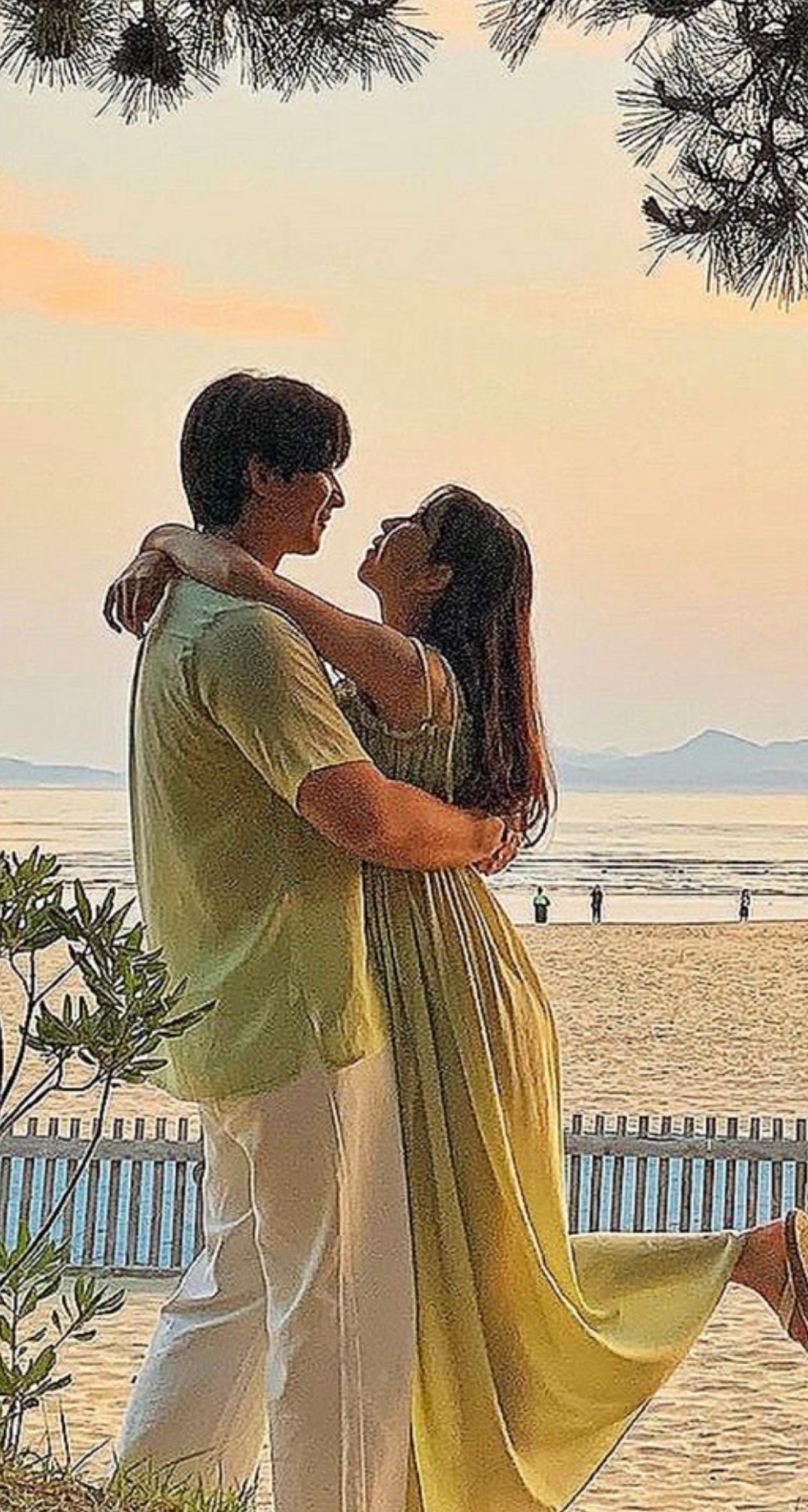 SỰ QUYẾN RŨ CỦA TÌNH YÊU