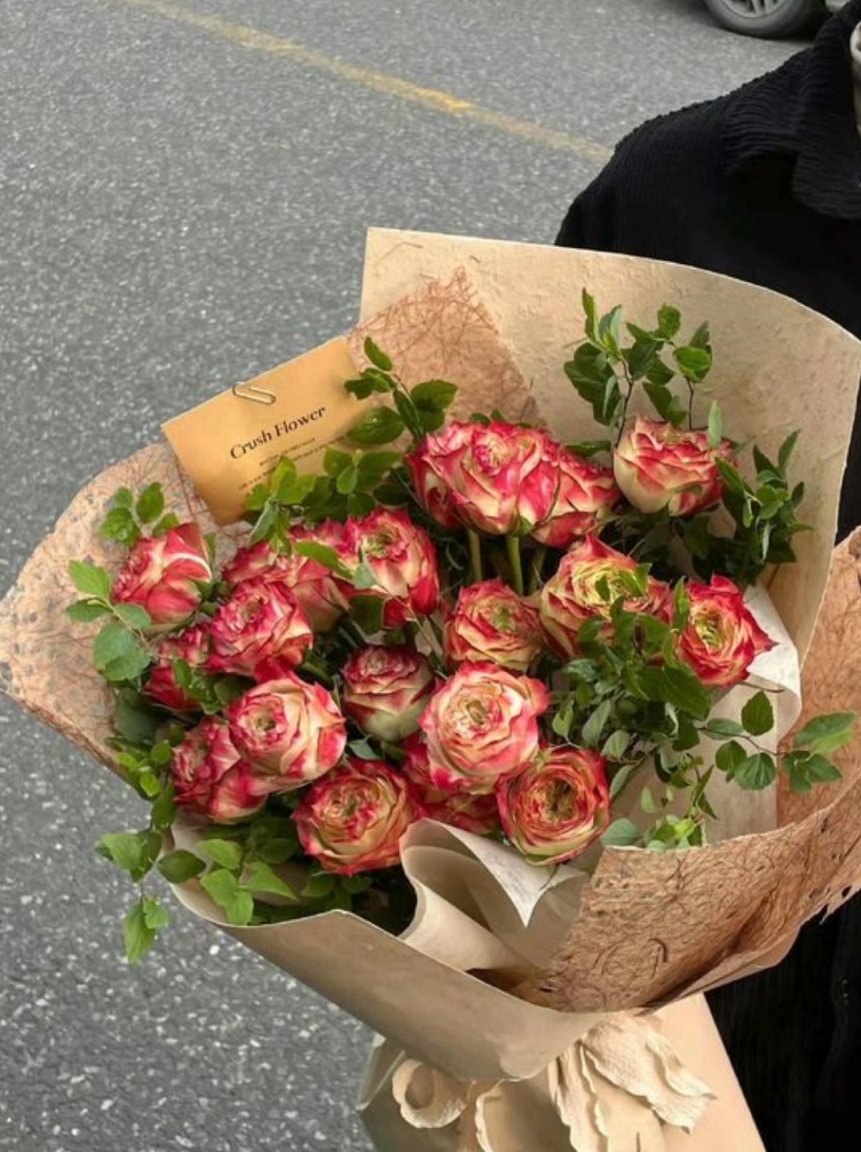 DANH GIỚI GIỮA TÌNH VÀ TIỀN