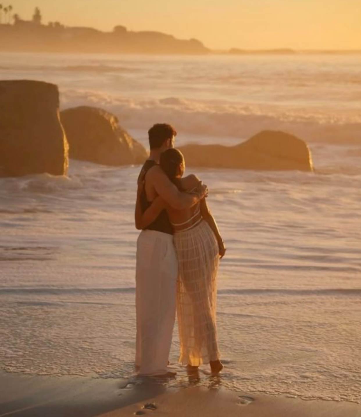 OÁN TRÁCH LÒNG NGƯỜI LẠNH GIÁ