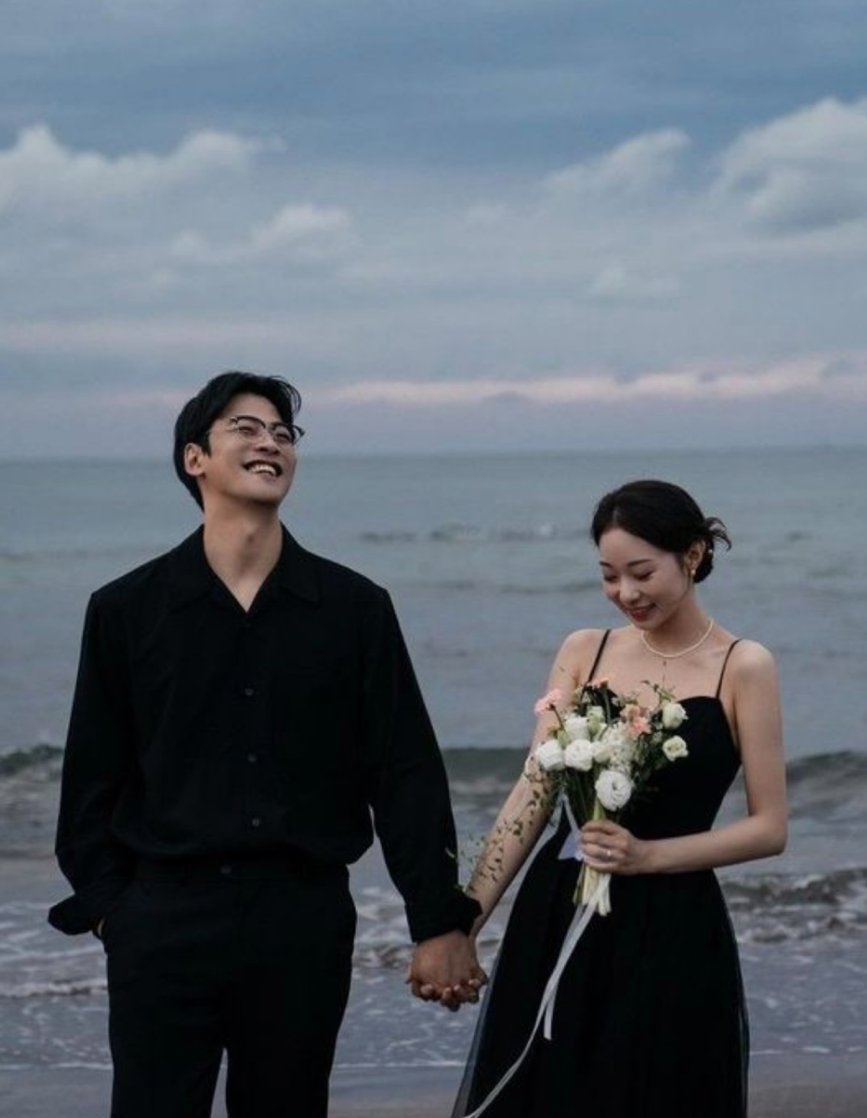 HẠNH PHÚC ĐẾN BẤT NGỜ