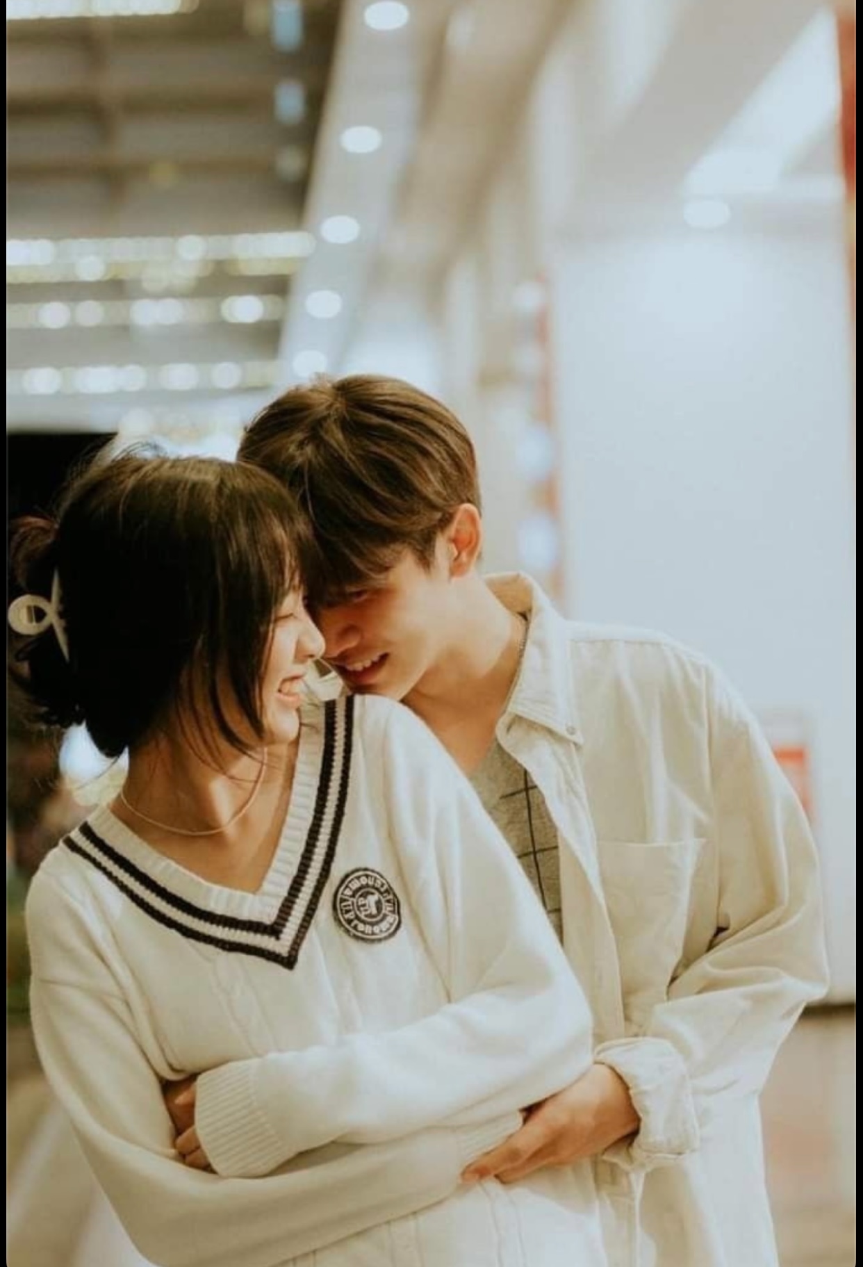 BÁ VƯƠNG SỢ VỢ