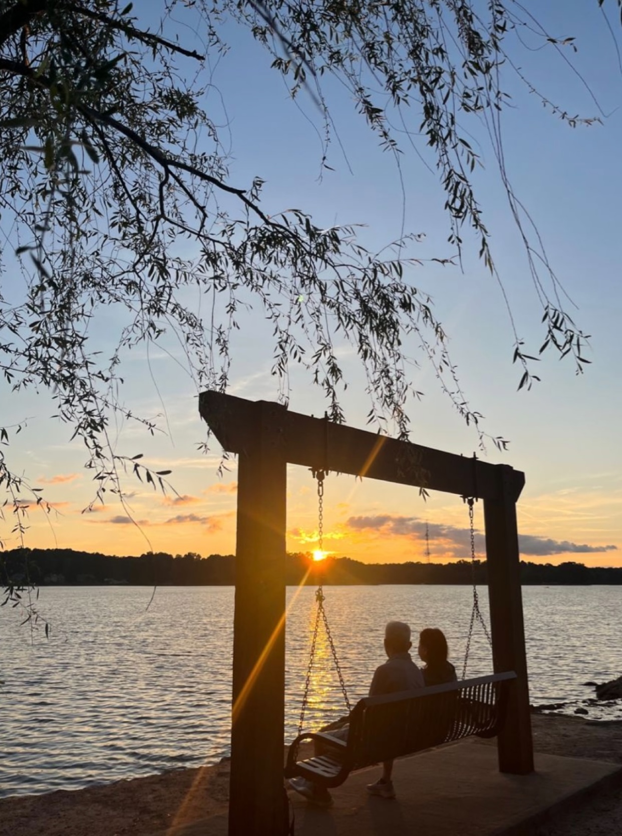 BẠN TRAI CHO TÌNH CŨ MƯỢN TIỀN