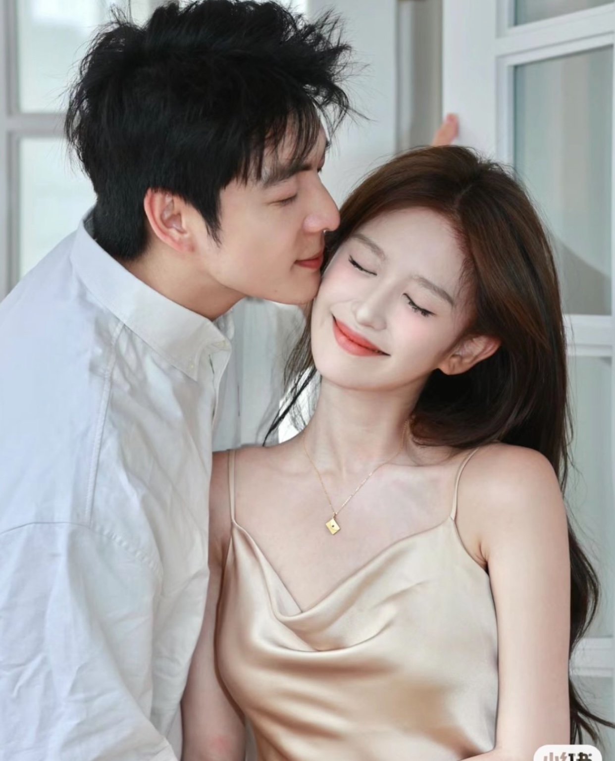 CHIẾC VÒNG BẠC ĐỔI VẬN