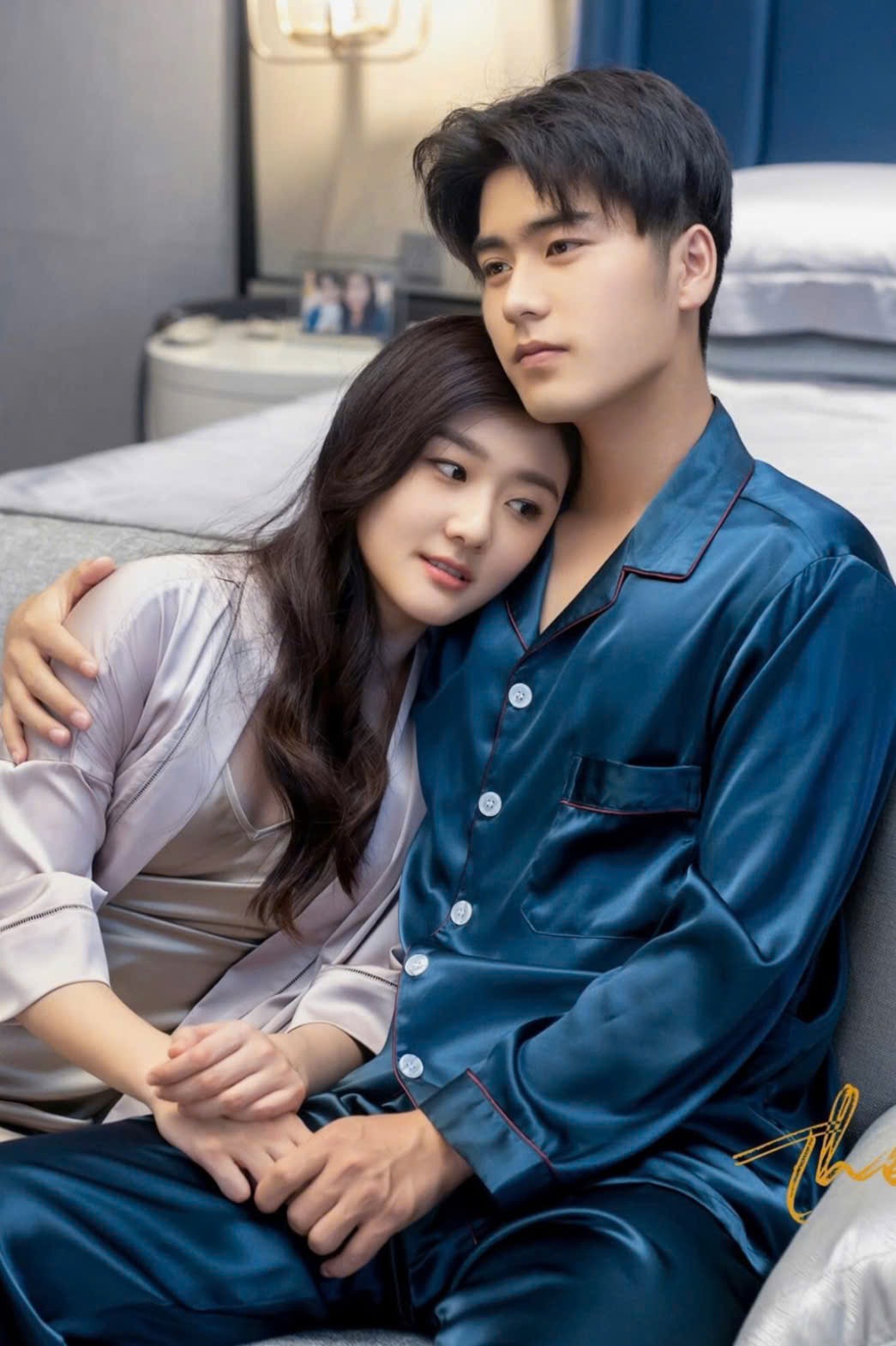 TÌNH YÊU KHÔNG CẦN NHỮNG LỜI NÓI HOA MỸ