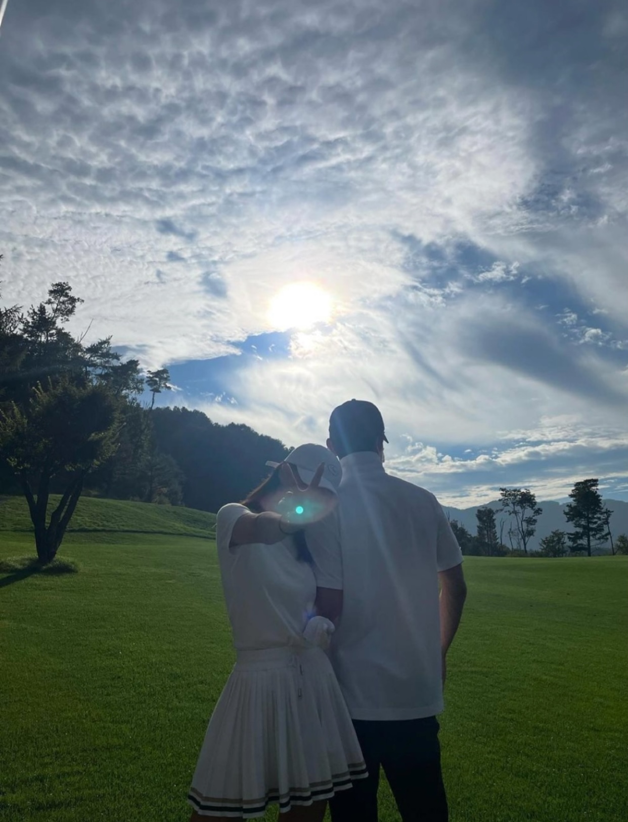 SAU LY HÔN TÔI TÁI GIÁ LẤY MỘT TÊN LƯU MANH