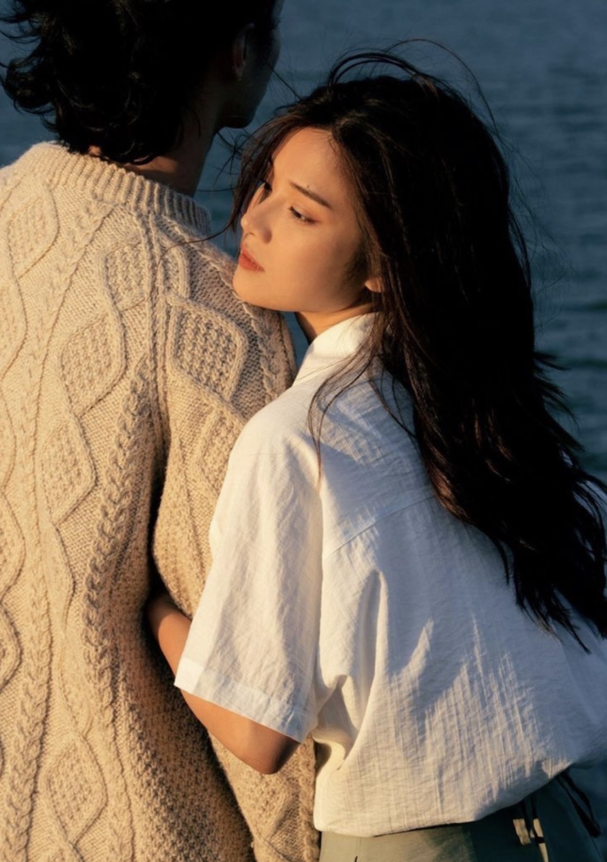 SAU KHI BẠN TRAI QUA ĐỜI, TÔI DẪN BẠN TRAI MỚI ĐẾN THĂM MỘ ANH